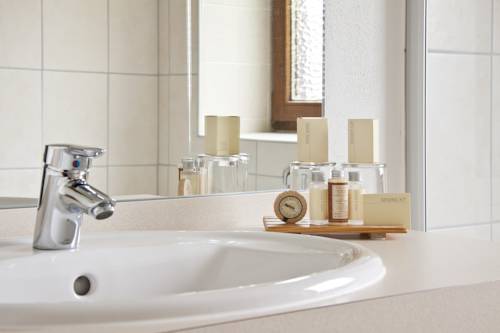 Imagen de la habitación del Hotel Suitehotel Kleinwalsertal. Foto 10