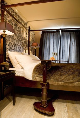 Imagen de la habitación del Hotel Suitehotel Posthoorn. Foto 8