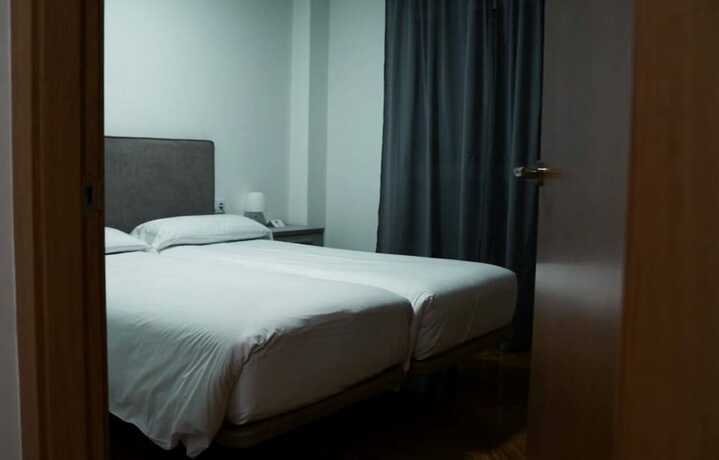 Imagen de la habitación del Hotel Suitel García Barbón 73 - Love your Stay. Foto 11