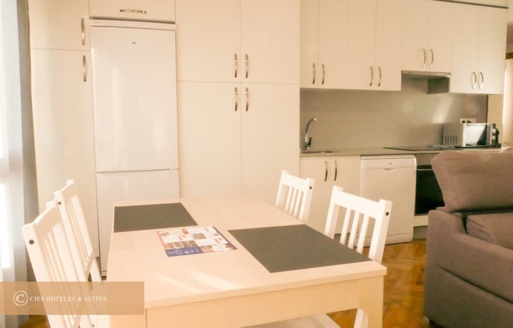 Imagen de la habitación del Hotel Suitel García Barbón 73 - Love your Stay. Foto 14