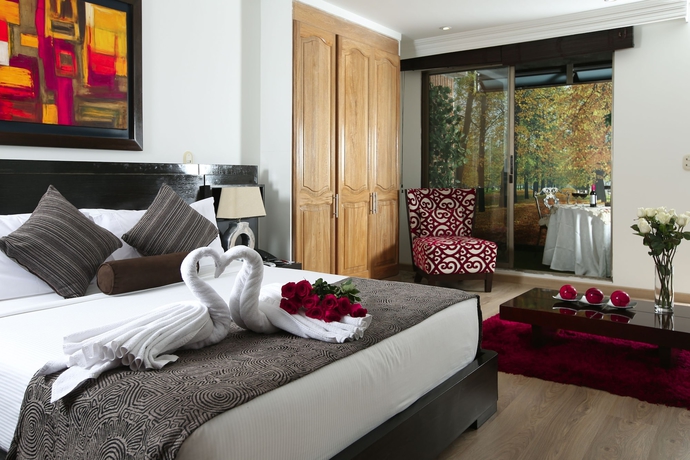 Imagen de la habitación del Hotel Suites 108. Foto 5