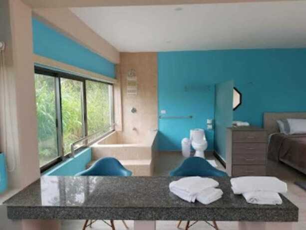 Imagen de la habitación del Hotel Suites Aeropuerto Cancun. Foto 8