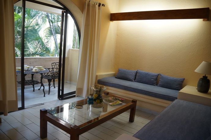 Imagen de los interiores del Hotel Suites Altea. Foto 9