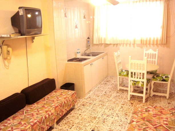 Imagen de la habitación del Hotel Suites Angelopolis. Foto 7