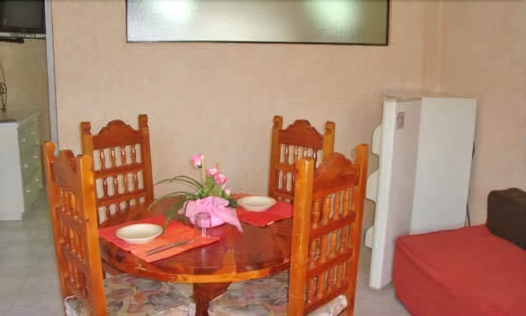 Imagen de la habitación del Hotel Suites Angelopolis. Foto 13