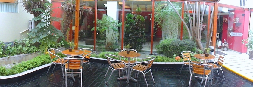 Imagen de los interiores del Hotel Suites Antique Apart. Foto 16