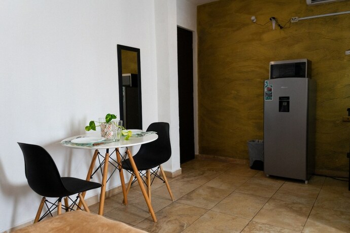 Imagen de la habitación del Hotel Suites Apodaca. Foto 10