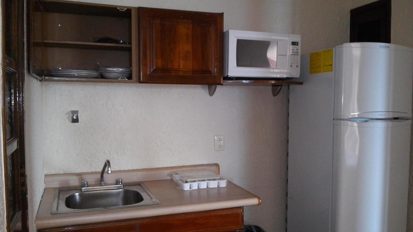 Imagen de la habitación del Hotel Suites Bahia. Foto 9