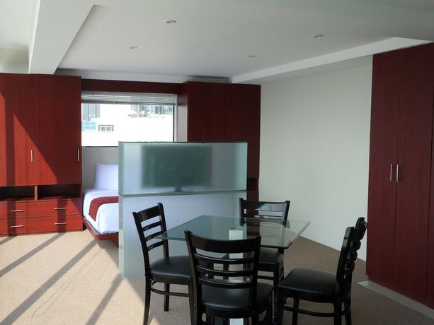 Imagen de la habitación del Hotel Suites Capri Reforma Angel. Foto 5