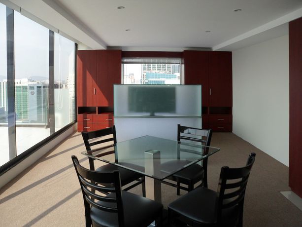 Imagen de la habitación del Hotel Suites Capri Reforma Angel. Foto 7