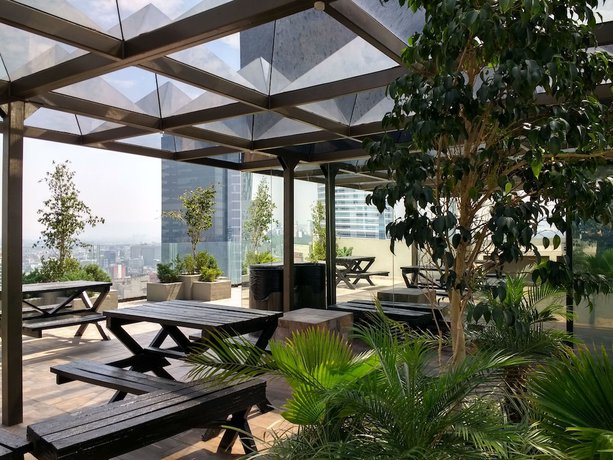 Imagen de los exteriores del Hotel Suites Capri Reforma Angel. Foto 16