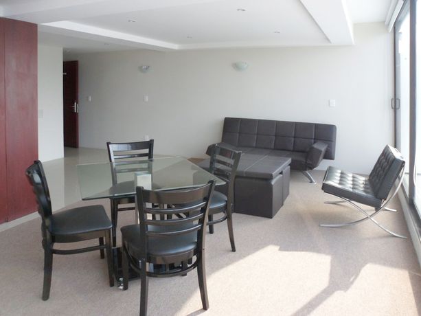 Imagen de la habitación del Hotel Suites Capri Reforma Angel. Foto 8