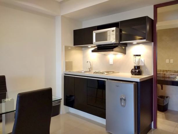 Imagen de la habitación del Hotel Suites Capri Reforma Angel. Foto 11