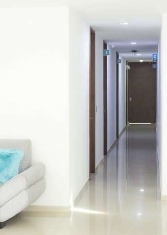 Imagen de los interiores del Hotel Suites Caribe. Foto 18