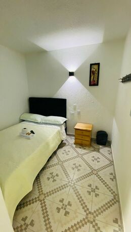 Imagen de la habitación del Hotel Suites Centro Internacional. Foto 10