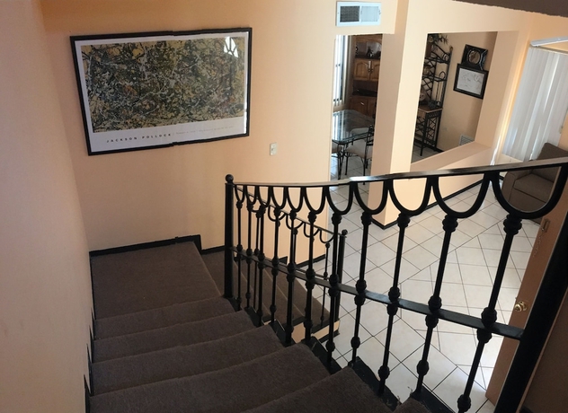 Imagen de la habitación del Hotel Suites Cervantes. Foto 19