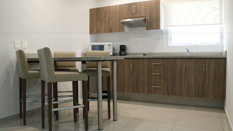 Imagen de la habitación del Hotel Suites Chapultepec. Foto 7