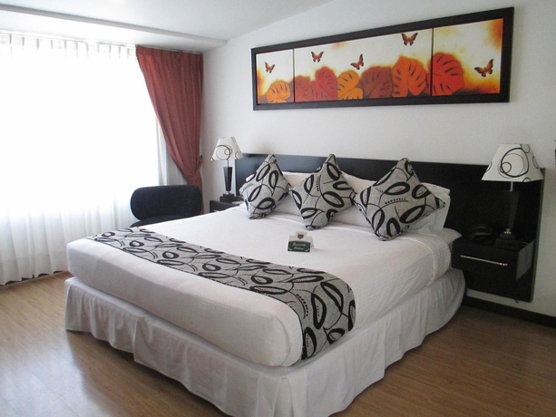 Imagen de los exteriores del Hotel Suites Chico. Foto 14