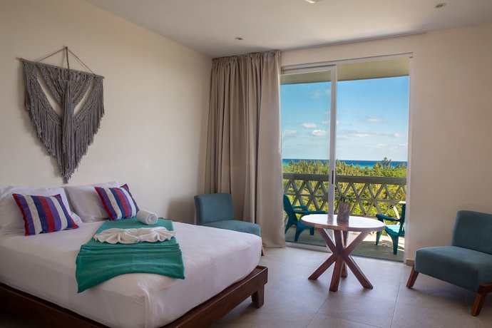 Imagen de la habitación del Hotel Suites Cielo y Mar - Solo Adultos. Foto 10