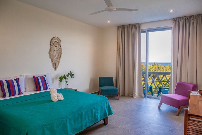 Imagen de la habitación del Hotel Suites Cielo y Mar - Solo Adultos. Foto 13