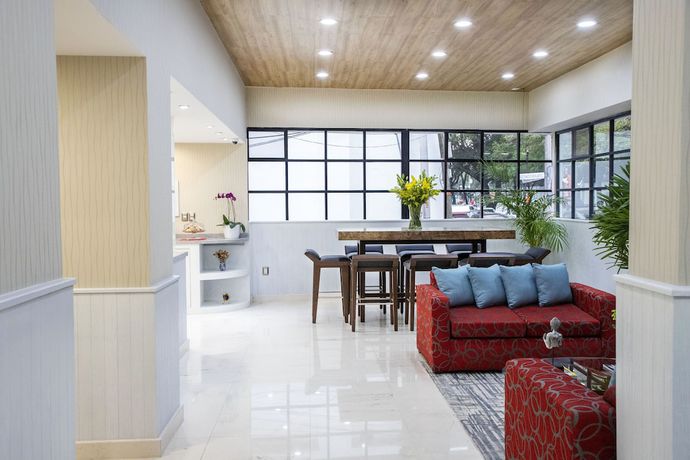 Imagen de los interiores del Hotel Suites Coben Apartamentos Amueblados. Foto 13