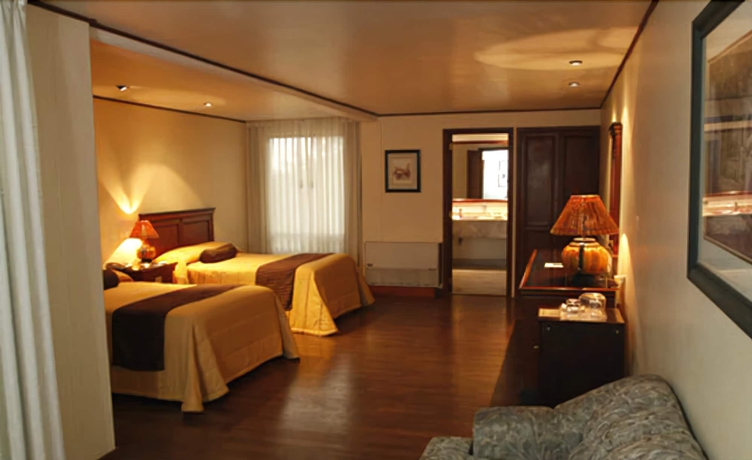 Imagen de la habitación del Hotel Suites Colibrí. Foto 11