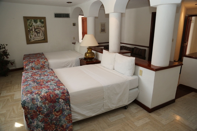 Imagen de la habitación del Hotel Suites Costa Blanca. Foto 6