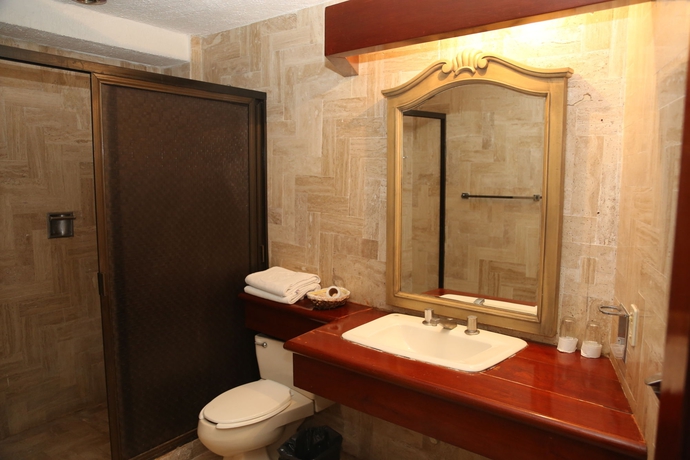 Imagen de la habitación del Hotel Suites Costa Blanca. Foto 7