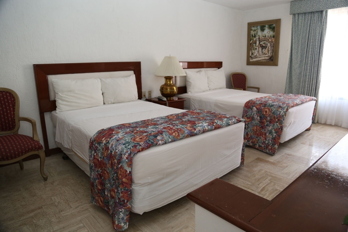 Imagen de la habitación del Hotel Suites Costa Blanca. Foto 11