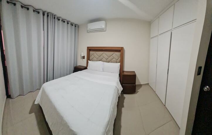 Imagen de la habitación del Hotel Suites Costa Diamante San Carlos. Foto 16