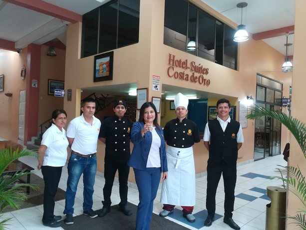 Imagen de los interiores del Hotel Suites Costa de Oro. Foto 18