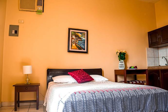 Imagen de la habitación del Hotel Suites Costa de Oro. Foto 10