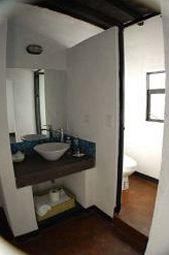 Imagen de los interiores del Hotel Suites Dali. Foto 16