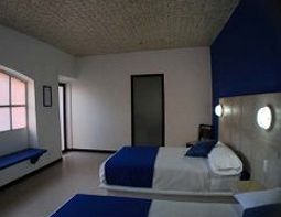 Imagen de la habitación del Hotel Suites Dali. Foto 10