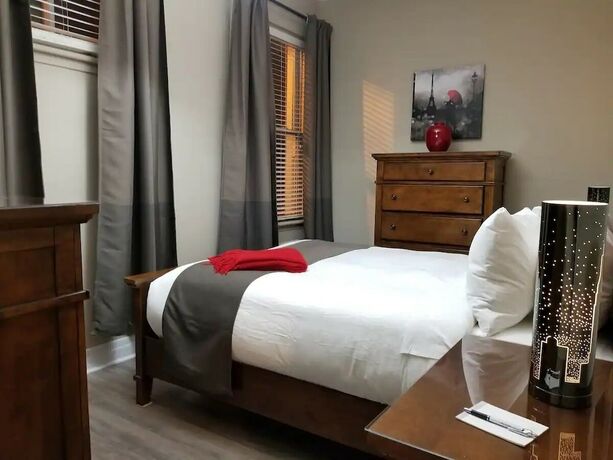 Imagen de la habitación del Hotel Suites De La Baie. Foto 14