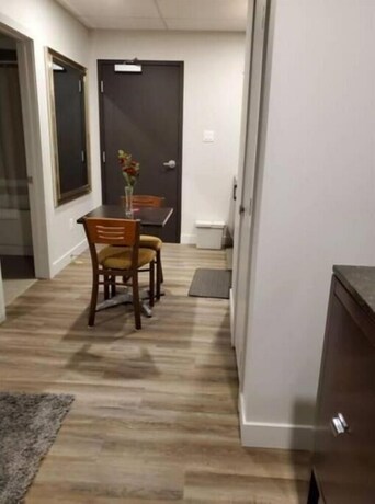 Imagen de la habitación del Hotel Suites De La Baie. Foto 16