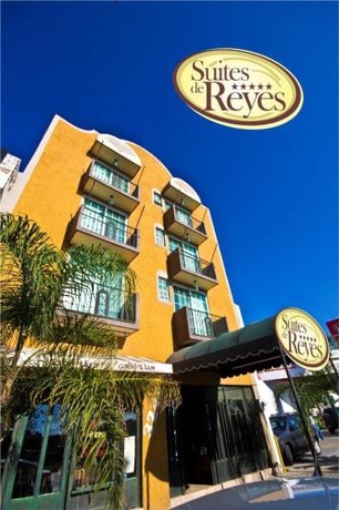 Imagen general del Hotel Suites De Reyes. Foto 1