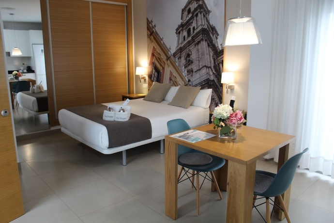 Imagen de la habitación del Hotel Suites Del Pintor Apartments. Foto 4