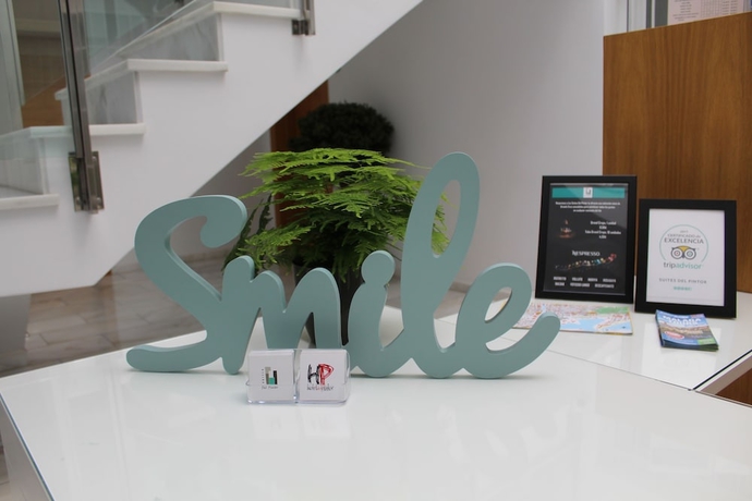 Imagen de los interiores del Hotel Suites Del Pintor Apartments. Foto 19