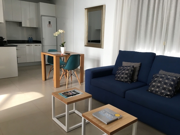 Imagen de la habitación del Hotel Suites Del Pintor Apartments. Foto 15