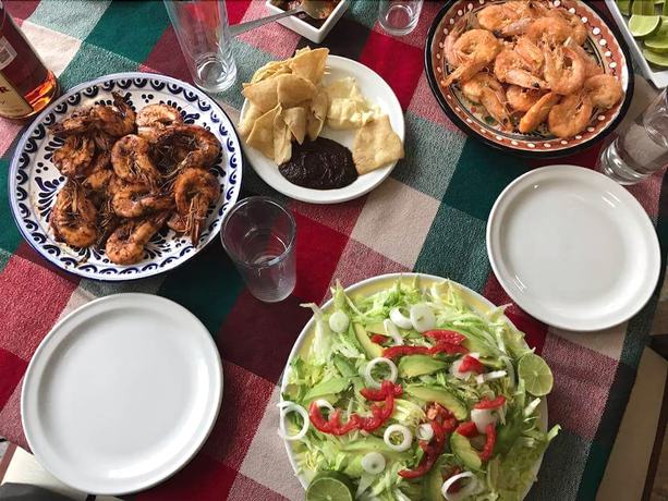 Imagen del bar/restaurante del Hotel Suites Don Miguel. Foto 3