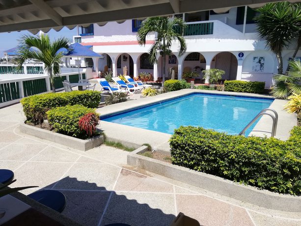 Imagen general del Hotel Suites El Mirador. Foto 1