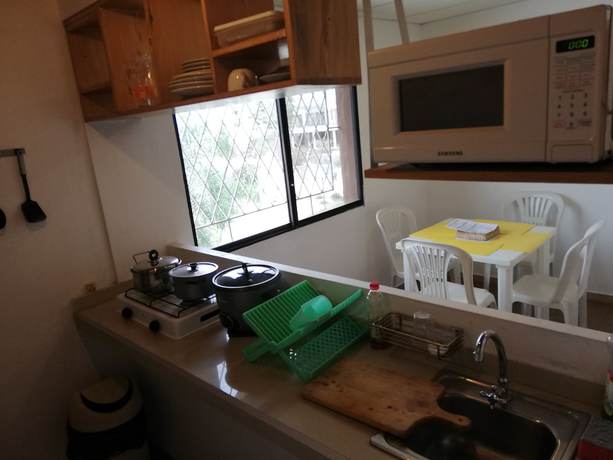 Imagen de la habitación del Hotel Suites El Mirador. Foto 3