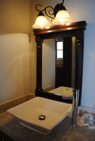 Imagen de la habitación del Hotel Suites El Paseo. Foto 8