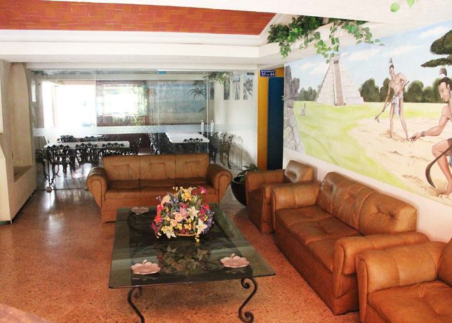 Imagen de los interiores del Hotel Suites Elia Noemi. Foto 15