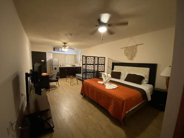 Imagen de la habitación del Hotel Suites Fenicia - Adults Only. Foto 3