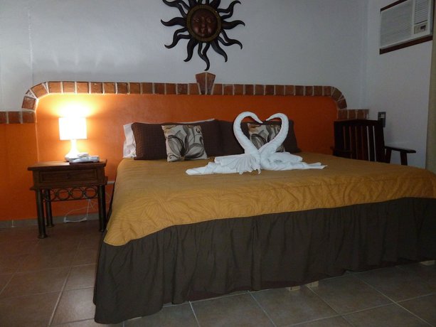 Imagen de la habitación del Hotel Suites Fenicia - Adults Only. Foto 6