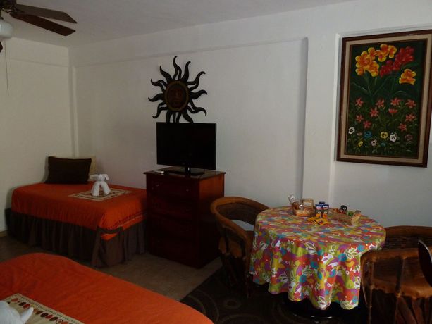 Imagen de la habitación del Hotel Suites Fenicia - Adults Only. Foto 10
