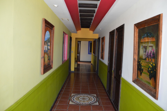 Imagen de los interiores del Hotel Suites Flamboyanes. Foto 9