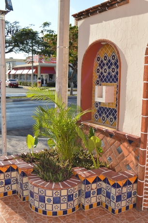 Imagen general del Hotel Suites Flamboyanes. Foto 1